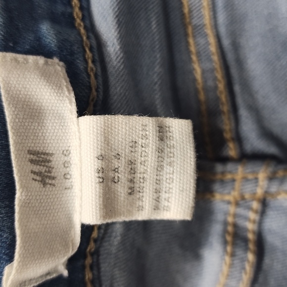 Jeans - Picture 3 of 3